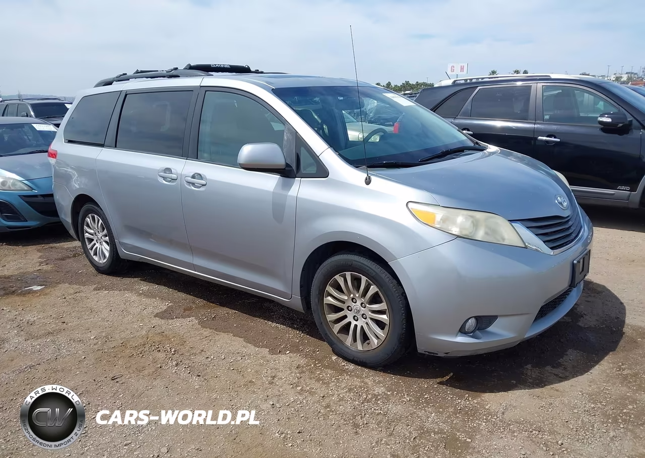 2011 Toyota Sienna Xle V6