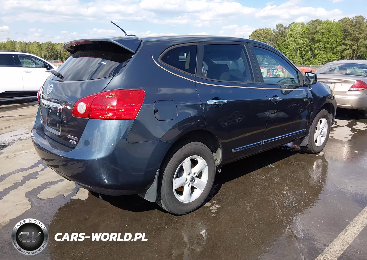 2013 Nissan Rogue S VIN:JN8AS5MV6DW653747 - 4