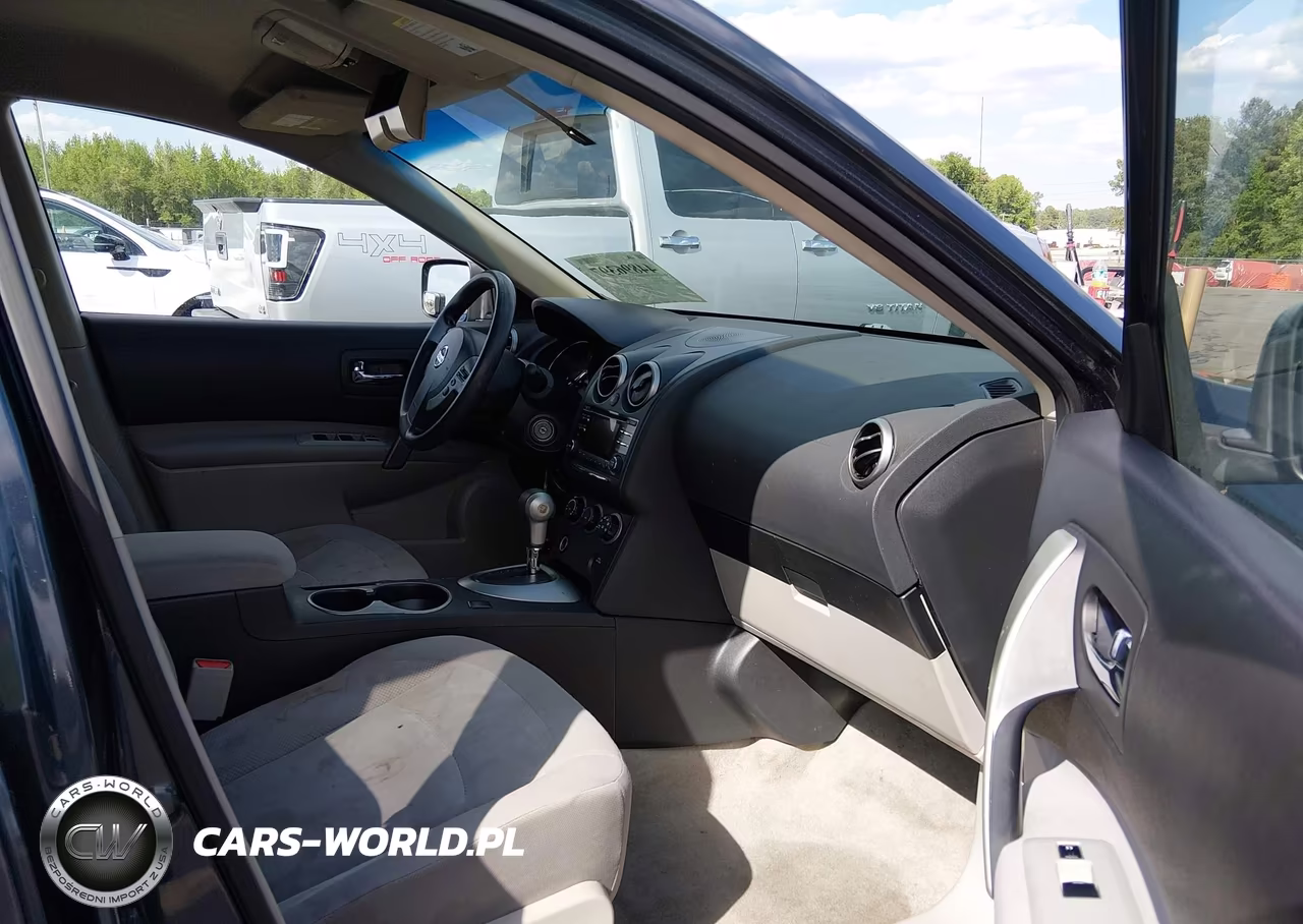 2013 Nissan Rogue S VIN:JN8AS5MV6DW653747 - 5