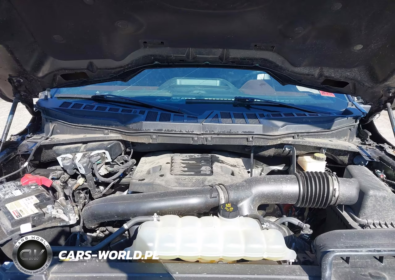 2023 Ford F-150 Lariat VIN:1FTFW1E85PFC19122 - 10