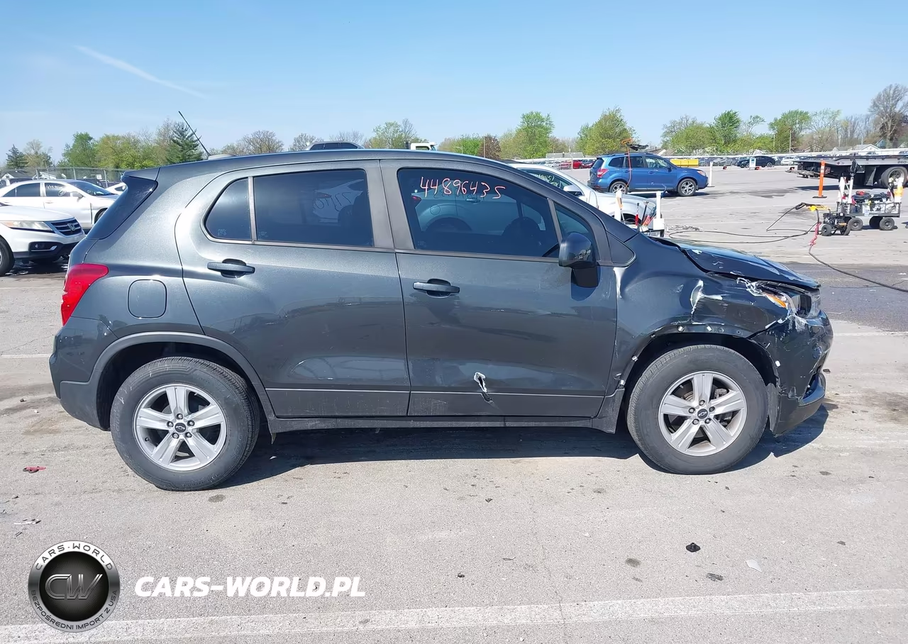 2020 Chevrolet Trax Fwd Ls VIN:3GNCJKSB5LL185262 - 13