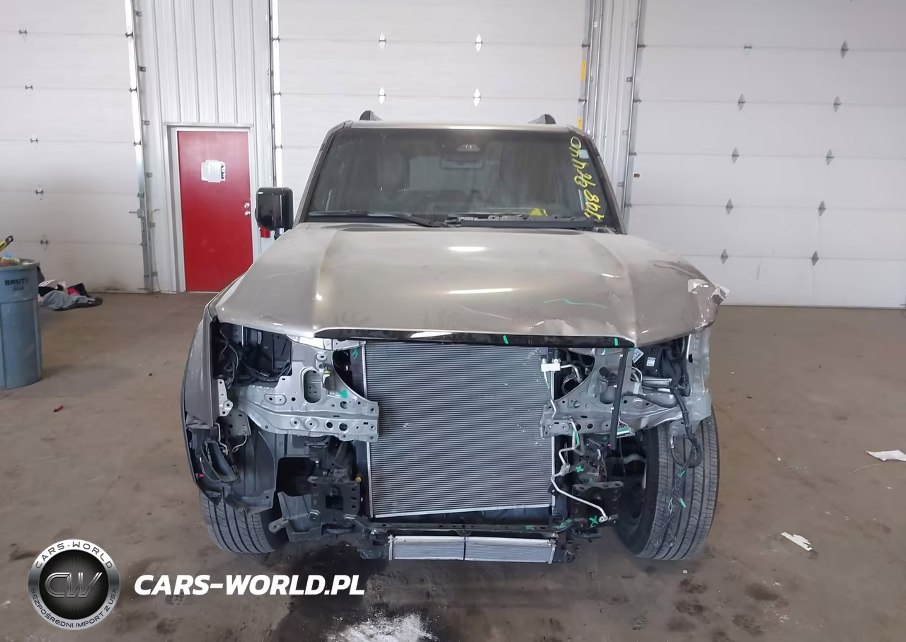 2025 Toyota Land Cruiser VIN:JTEABFAJ5S5009271 - 12