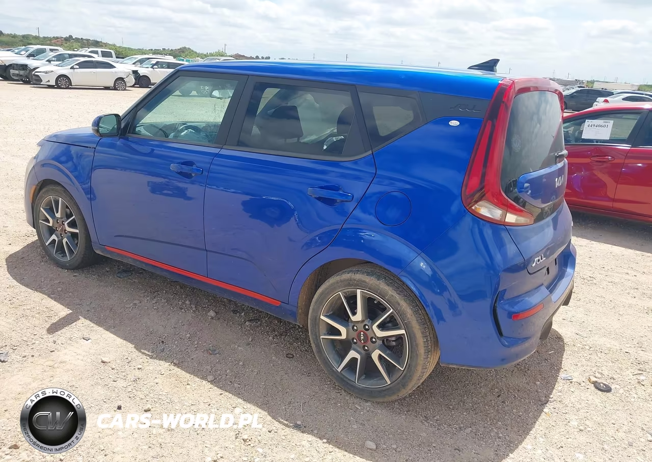 2022 Kia Soul Gt-Line VIN:KNDJ63AU9N7817388 - 3