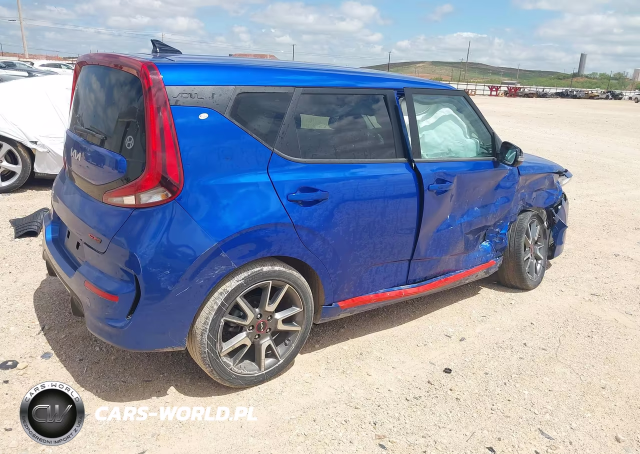 2022 Kia Soul Gt-Line VIN:KNDJ63AU9N7817388 - 4