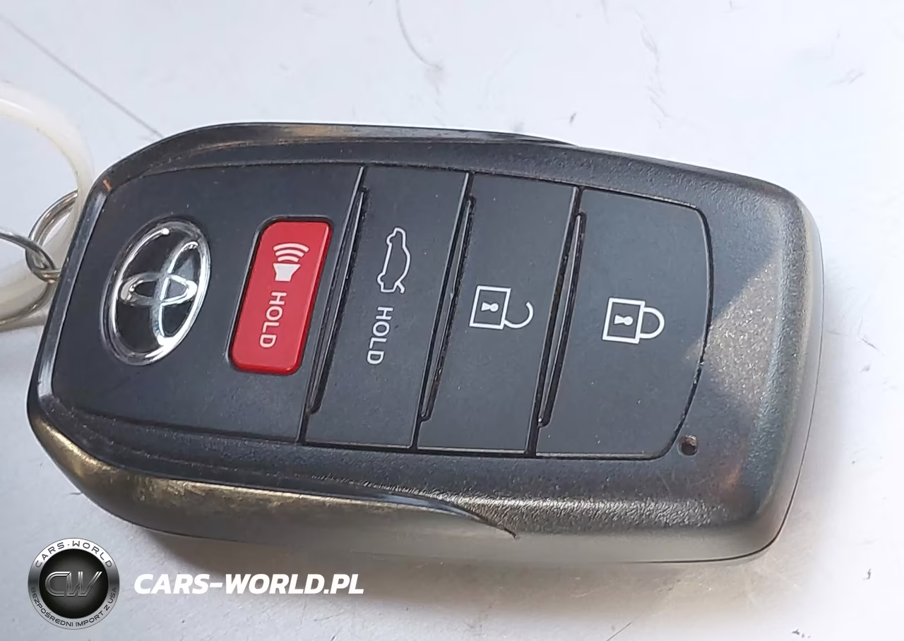 2026 Toyota Camry Xle VIN:4T1DAACK1TU261583 - 11