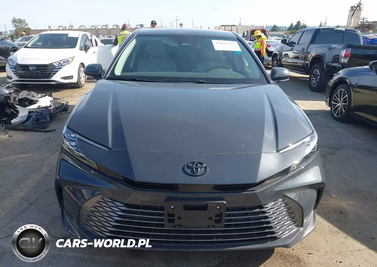 2026 Toyota Camry Xle VIN:4T1DAACK1TU261583 - 12