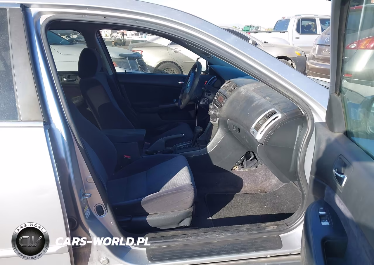 2003 Honda Accord 2.4 Lx VIN:JHMCM564X3C019889 - 5