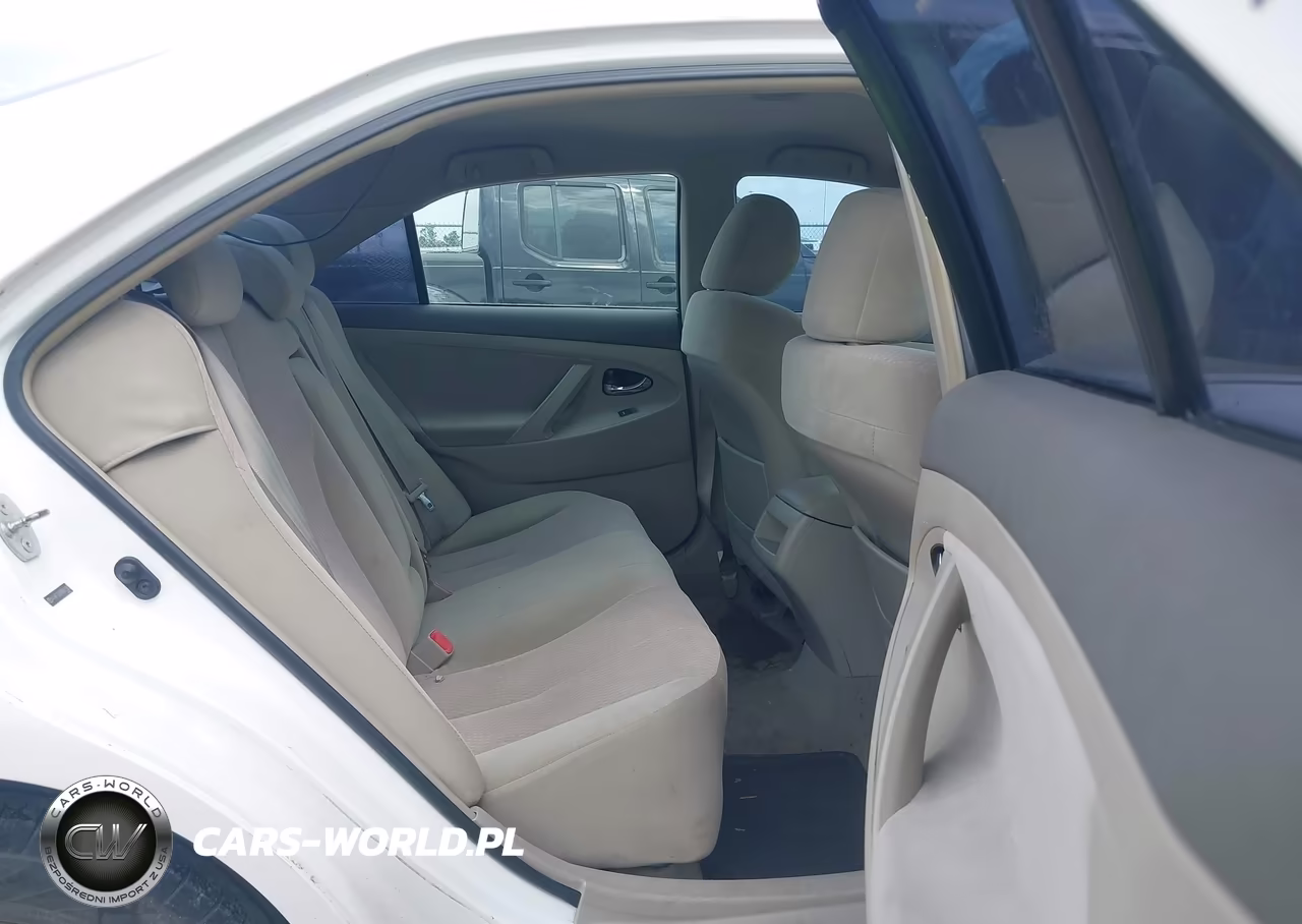 2010 Toyota Camry Le VIN:4T4BF3EK2AR041390 - 8