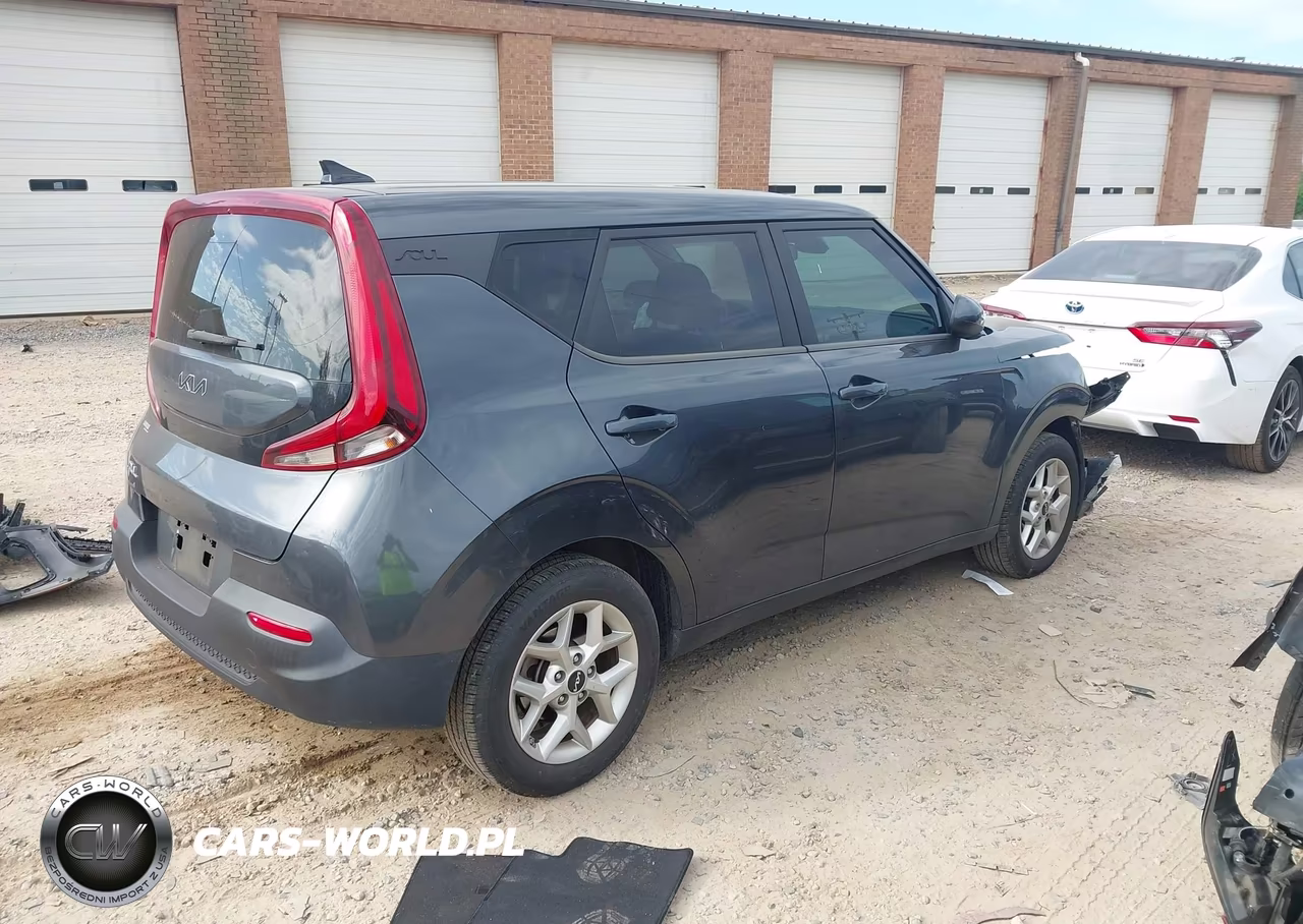 2022 Kia Soul Lx VIN:KNDJ23AU3N7810190 - 4