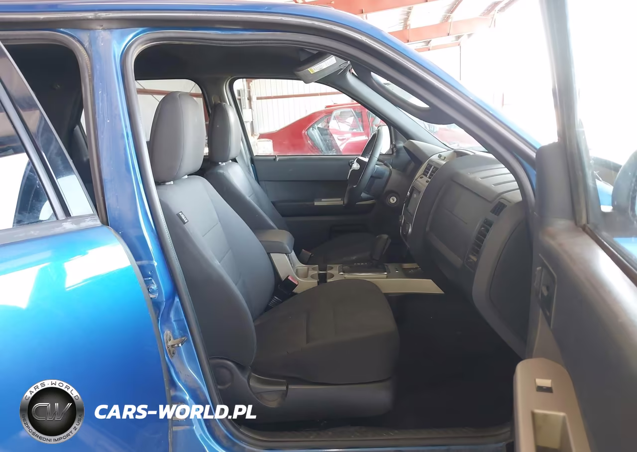 2011 Ford Escape Xlt VIN:1FMCU0D74BKA63226 - 5