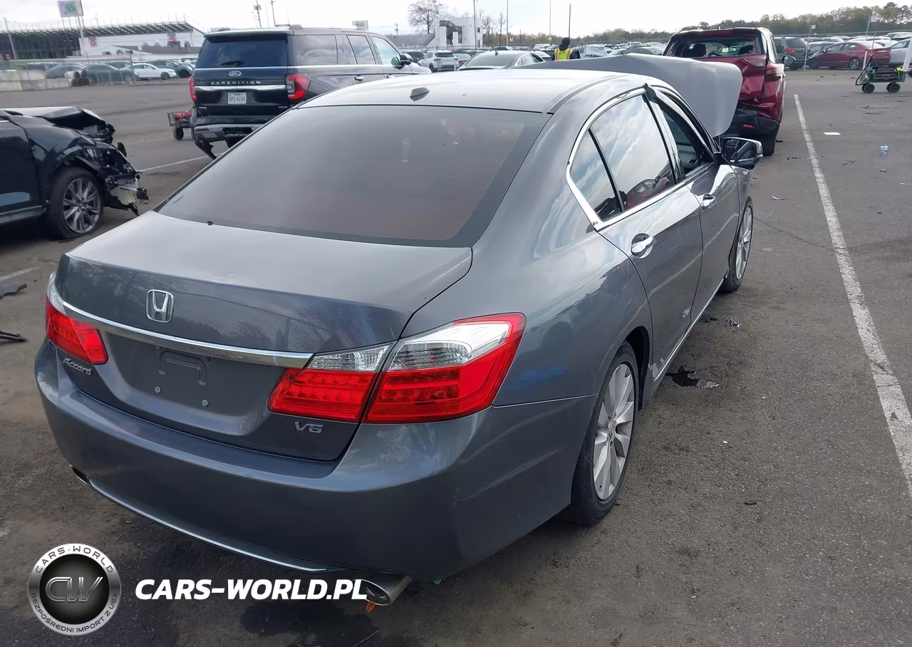 2015 Honda Accord Ex-L V-6 VIN:1HGCR3F82FA008252 - 4