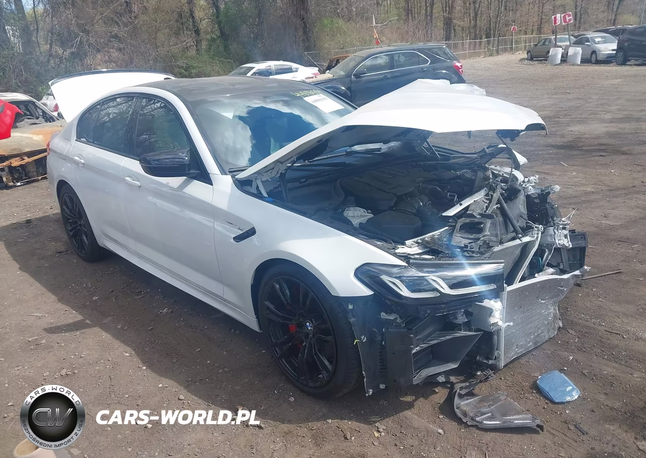 2023 BMW M5