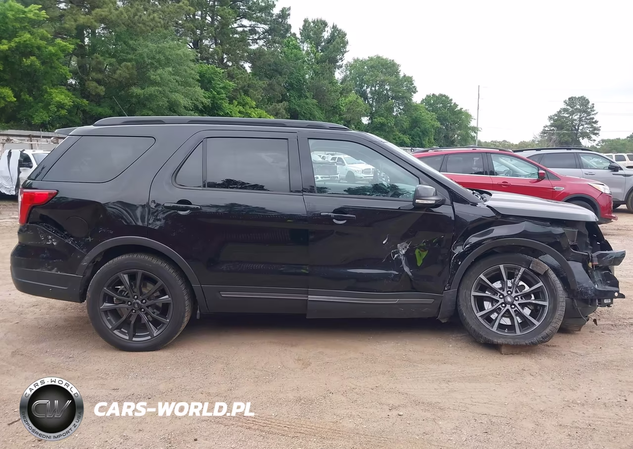2018 Ford Explorer Xlt VIN:1FM5K7D89JGA54846 - 14