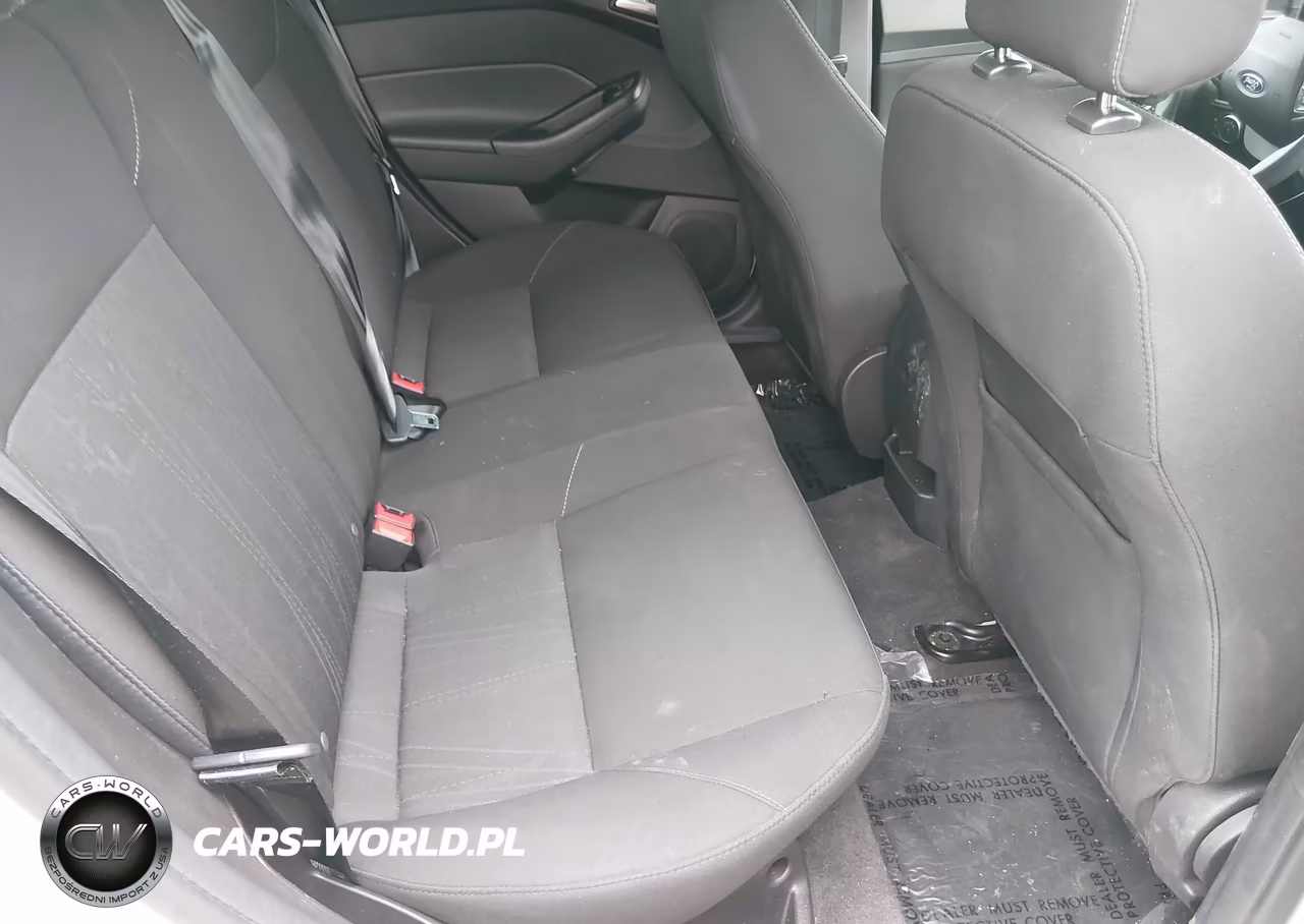 2018 Ford Focus Se VIN:1FADP3FE6JL312007 - 8