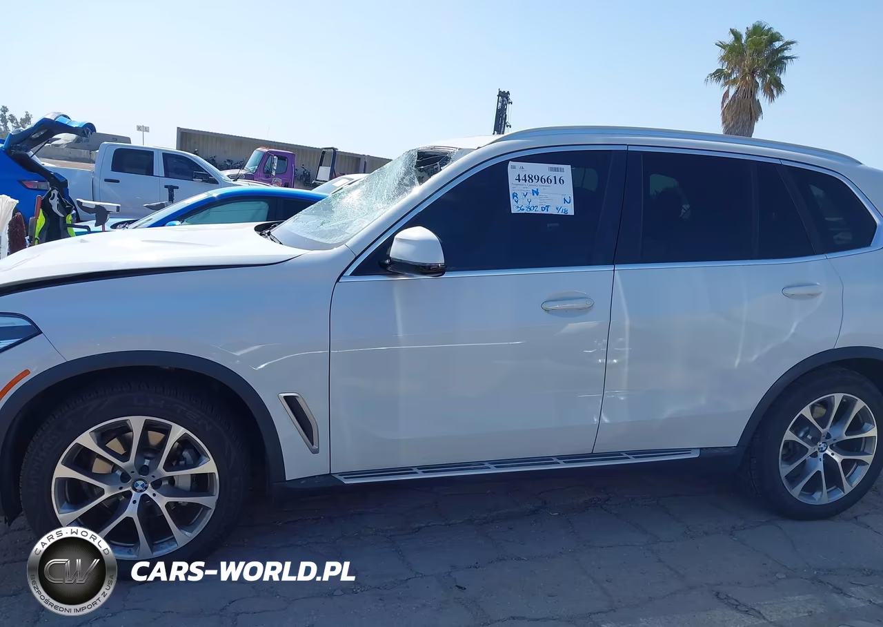 2019 BMW X5 xDrive40I VIN:5UXCR6C53KLK85922 - 14