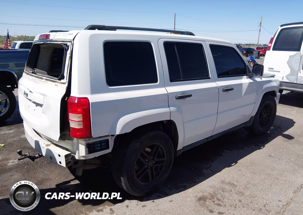 2007 Jeep Patriot Sport VIN:1J8FF28WX7D341897 - 4