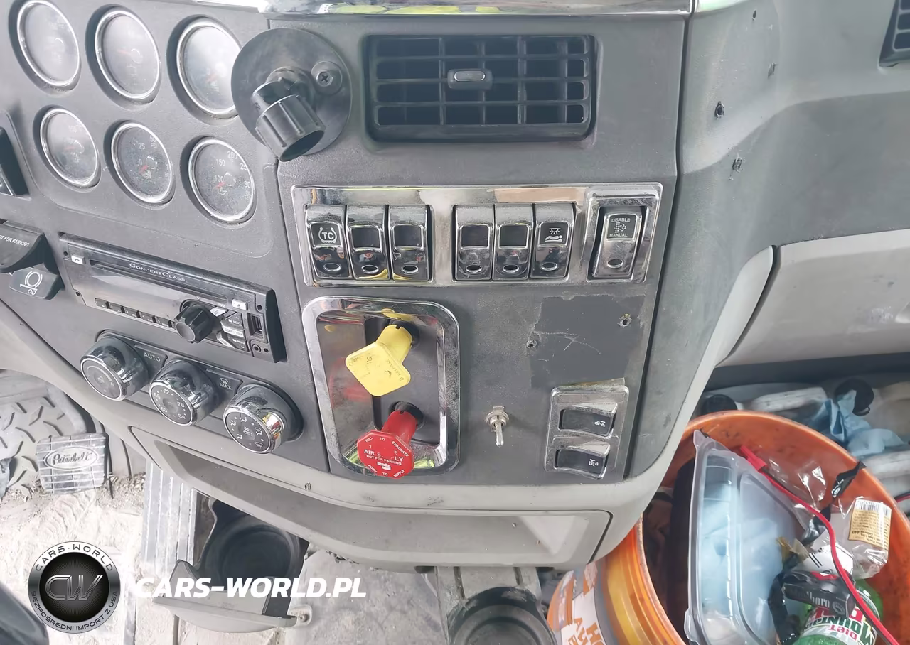 2019 Peterbilt 579 VIN:1XPBDP9X2KD605931 - 16