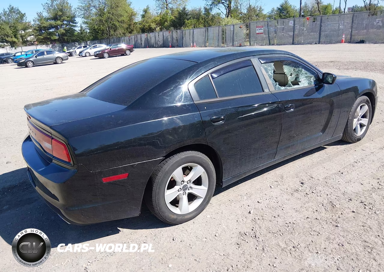2012 Dodge Charger Se VIN:2C3CDXBG1CH244460 - 4