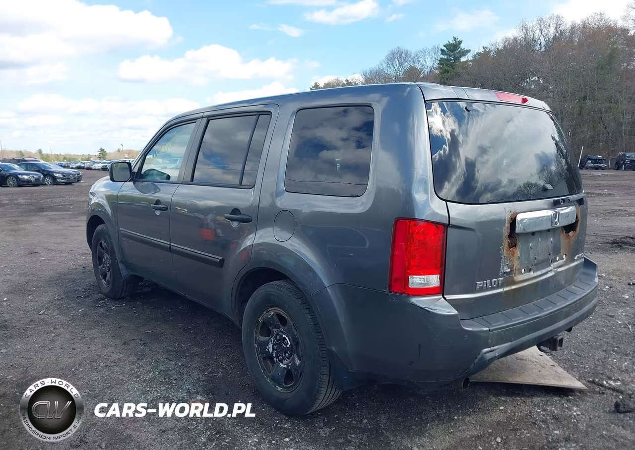 2011 Honda Pilot Lx VIN:5FNYF4H21BB055981 - 3