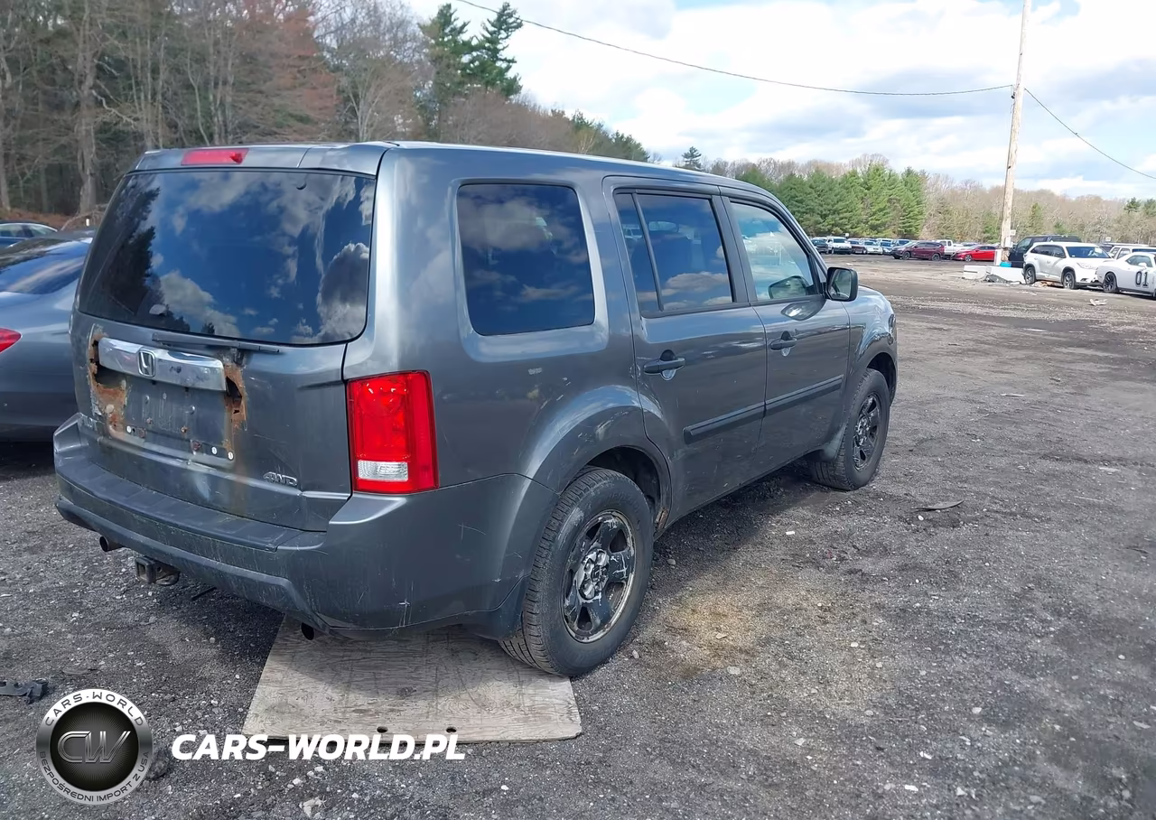 2011 Honda Pilot Lx VIN:5FNYF4H21BB055981 - 4