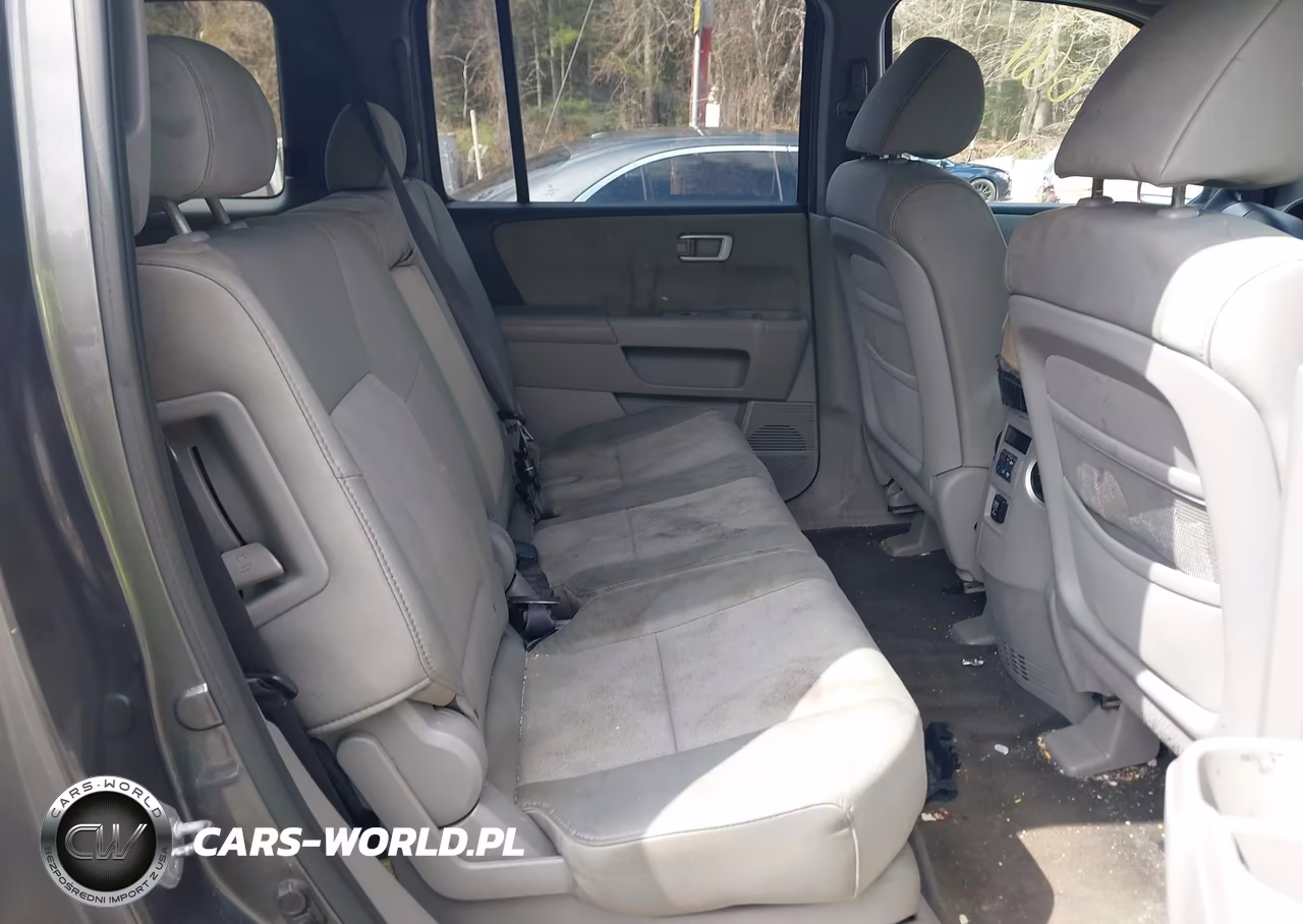 2011 Honda Pilot Lx VIN:5FNYF4H21BB055981 - 8