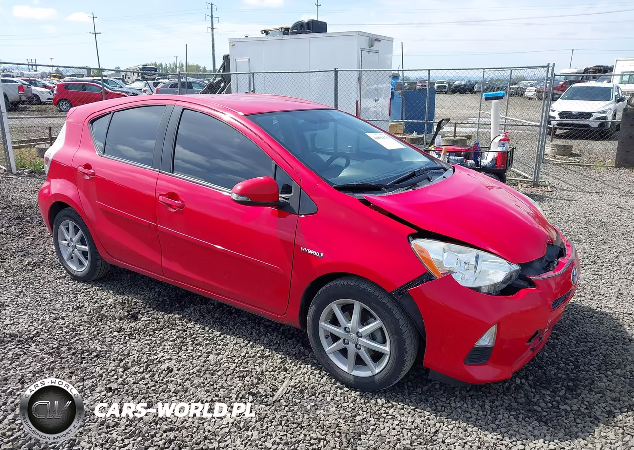 2014 Toyota Prius C Three