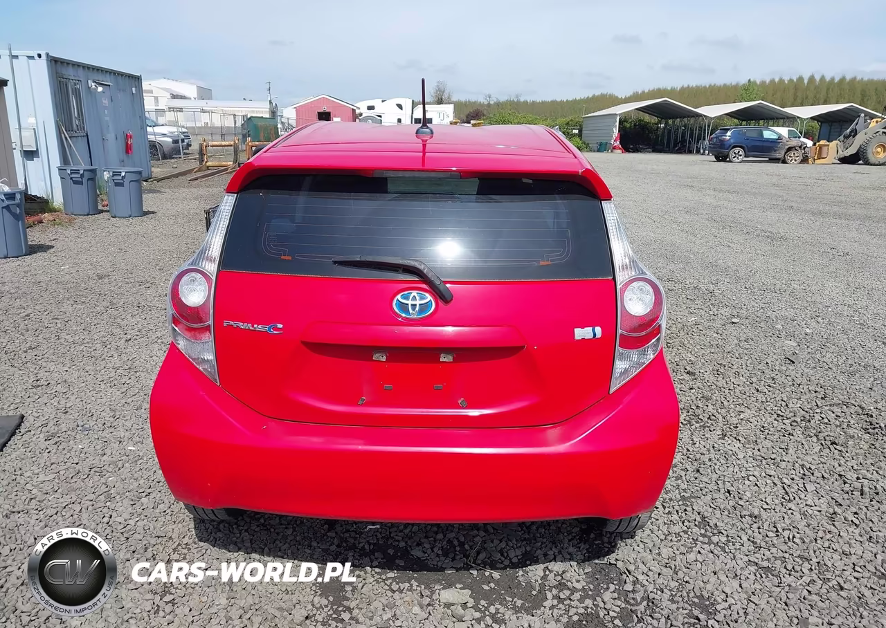 2014 Toyota Prius C Three VIN:JTDKDTB36E1073297 - 16