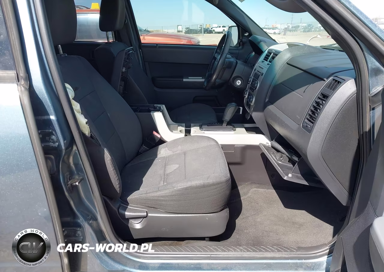 2012 Ford Escape Xlt VIN:1FMCU0D75CKC43218 - 4