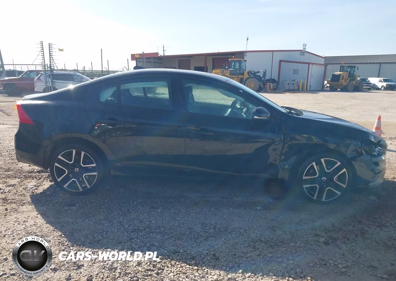 2017 Volvo S60 T5 Dynamic VIN:YV140MTL8H2434322 - 13