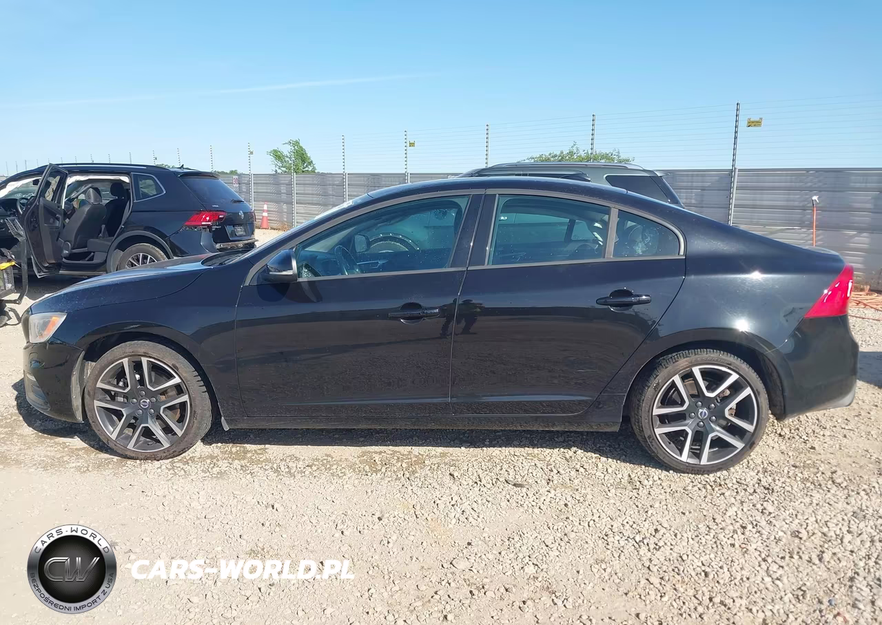 2017 Volvo S60 T5 Dynamic VIN:YV140MTL8H2434322 - 14