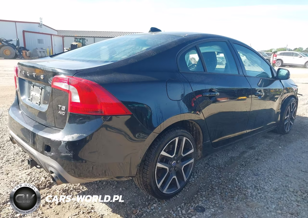 2017 Volvo S60 T5 Dynamic VIN:YV140MTL8H2434322 - 4