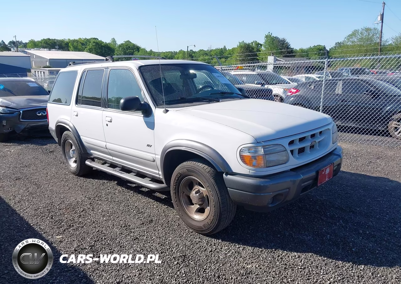 2000 Ford Explorer Xlt