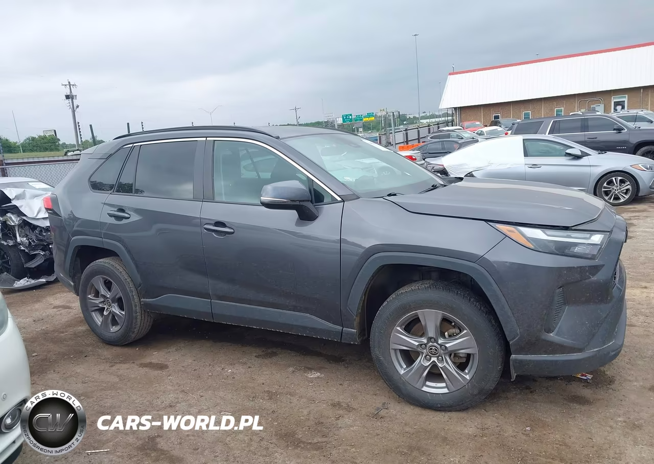 2022 Toyota Rav4 Xle VIN:2T3W1RFV2NW191406 - 13