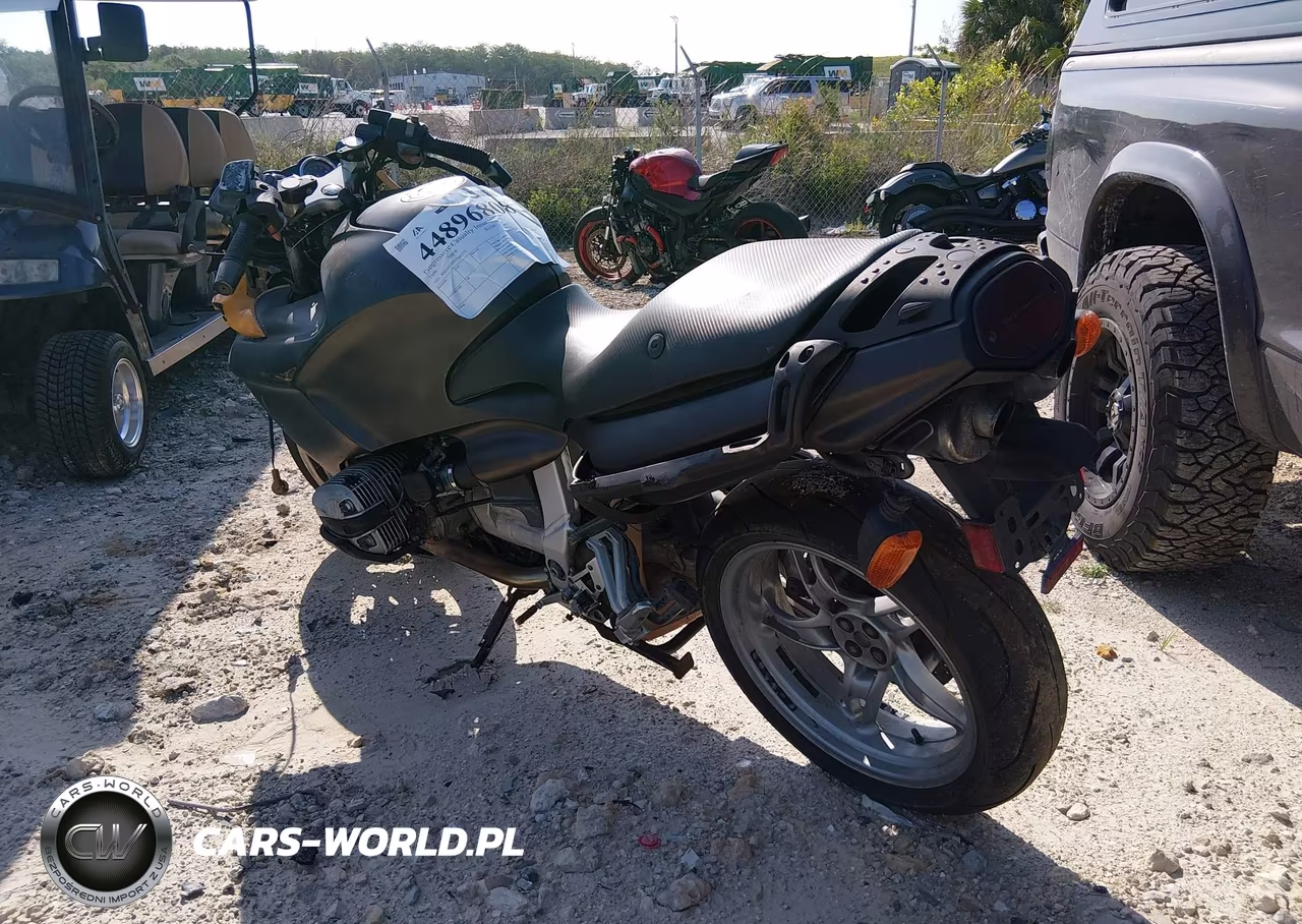 1999 BMW R1100 S VIN:WB10422A0XZA82775 - 3