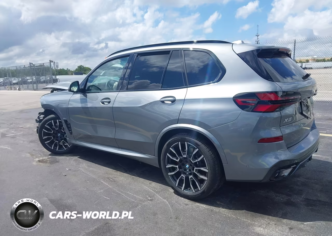 2026 BMW X5 Phev xDrive50E VIN:5UX43EU06T9265469 - 3