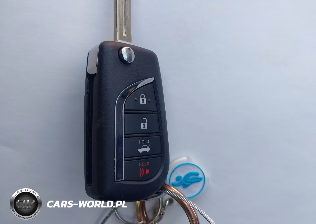 2022 Toyota Corolla Le VIN:5YFEPMAE3NP320395 - 11