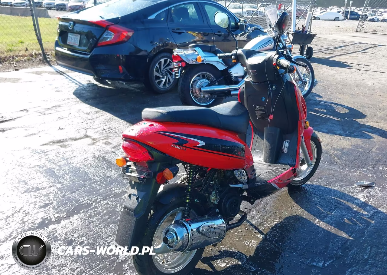 2022 Zhejiang Scooter VIN:LLPVGBAJ8N1080077 - 4