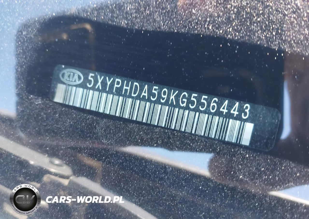 2019 Kia Sorento 3.3L Ex VIN:5XYPHDA59KG556443 - 17
