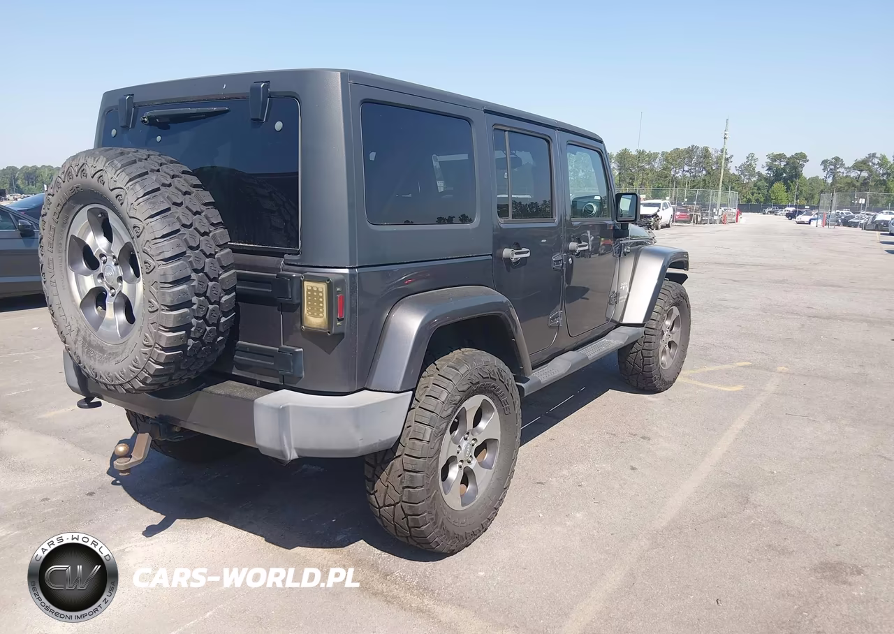 2018 Jeep Wrangler Jk Unlimited Sahara 4X4 VIN:1C4HJWEG1JL929722 - 4