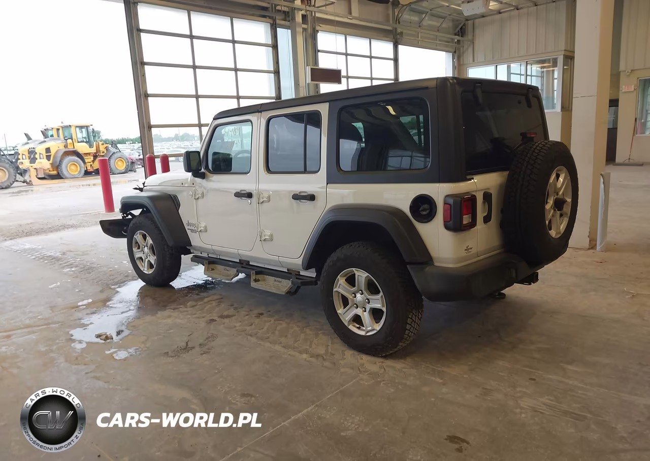2021 Jeep Wrangler Unlimited Sport S 4X4 VIN:1C4HJXDGXMW614895 - 3