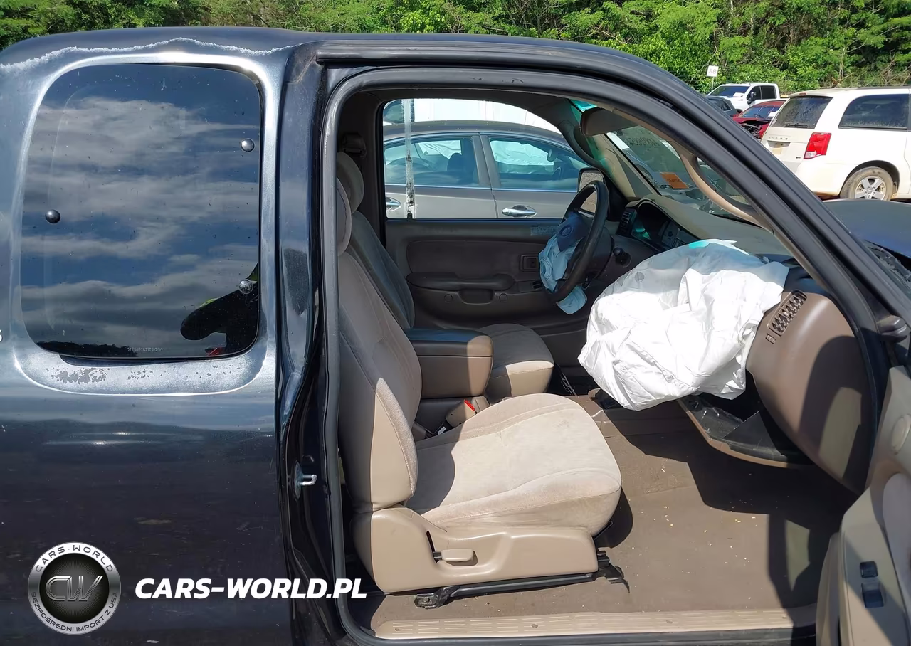 2003 Toyota Tacoma Base V6 VIN:5TEWN72N33Z302769 - 5