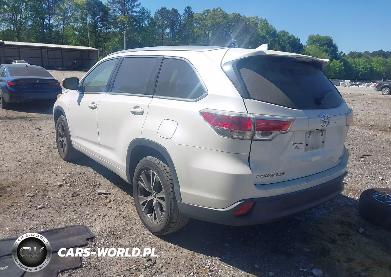 2016 Toyota Highlander Xle V6 VIN:5TDKKRFH2GS175457 - 3