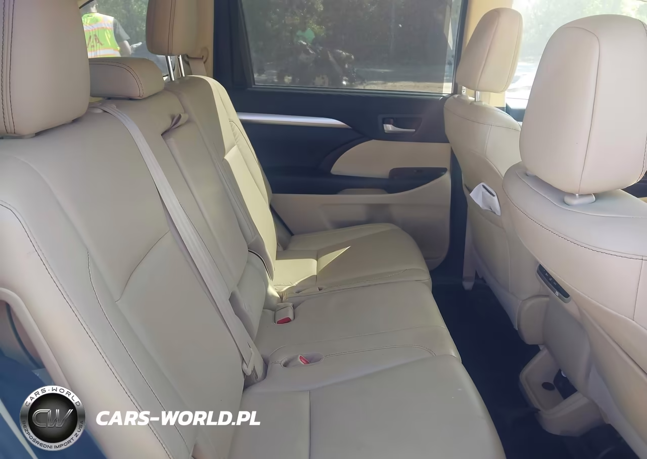 2016 Toyota Highlander Xle V6 VIN:5TDKKRFH2GS175457 - 8