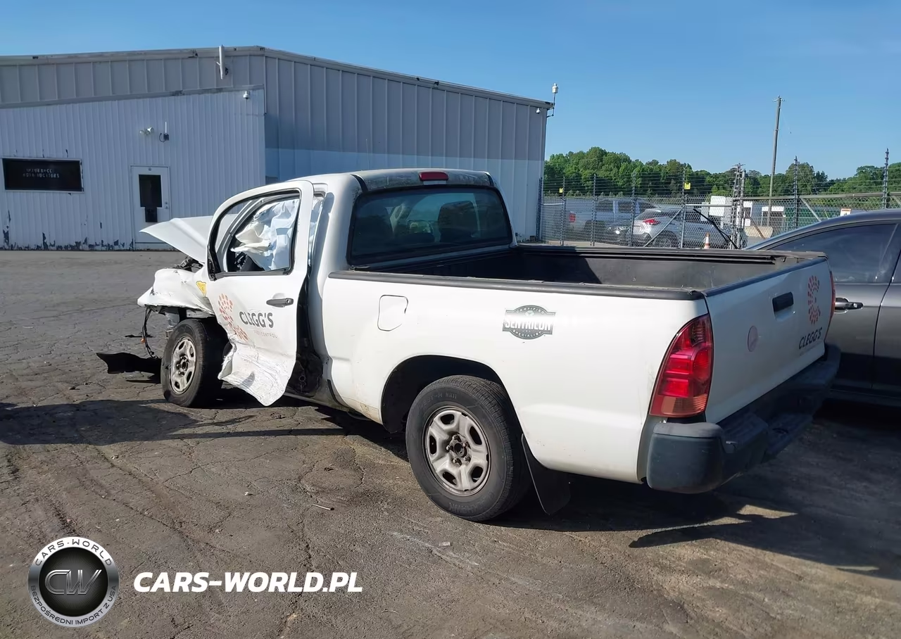 2014 Toyota Tacoma VIN:5TFNX4CN0EX042800 - 3