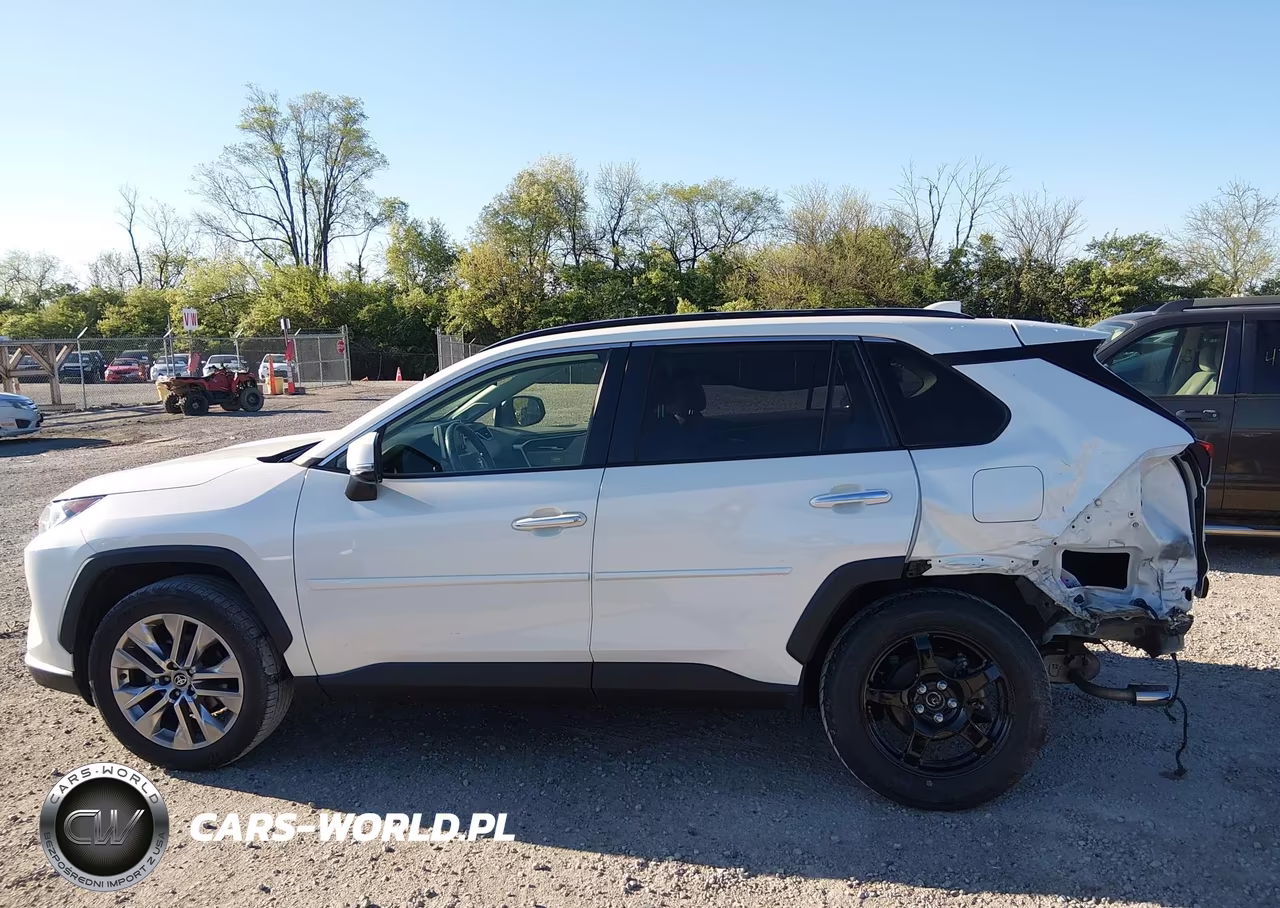 2020 Toyota Rav4 Limited VIN:JTMN1RFV1LJ039270 - 15