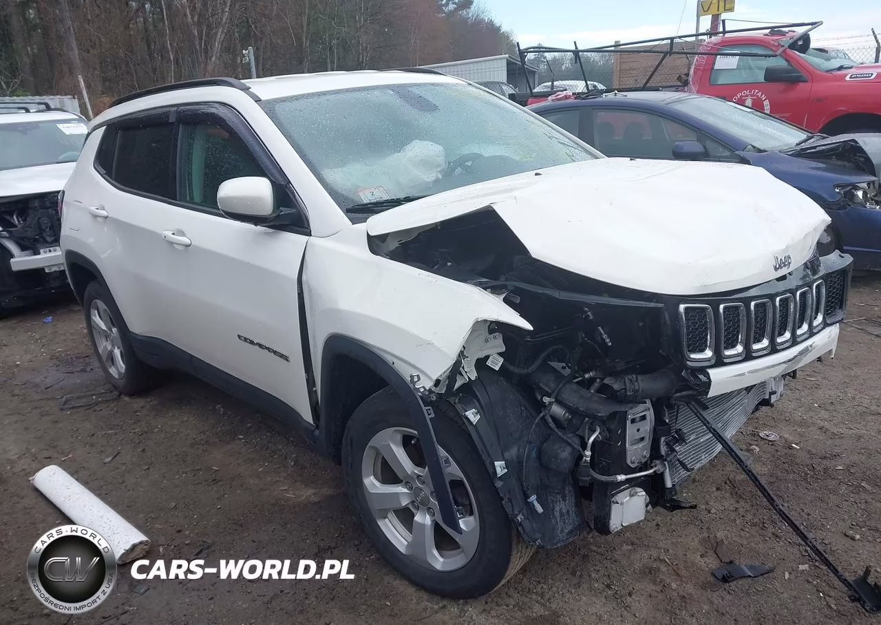 2018 Jeep Compass Latitude 4X4 – zdjęcie 1 z 17