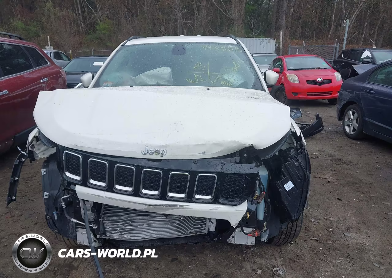 2018 Jeep Compass Latitude 4X4 VIN:3C4NJDBB0JT328368 - 13