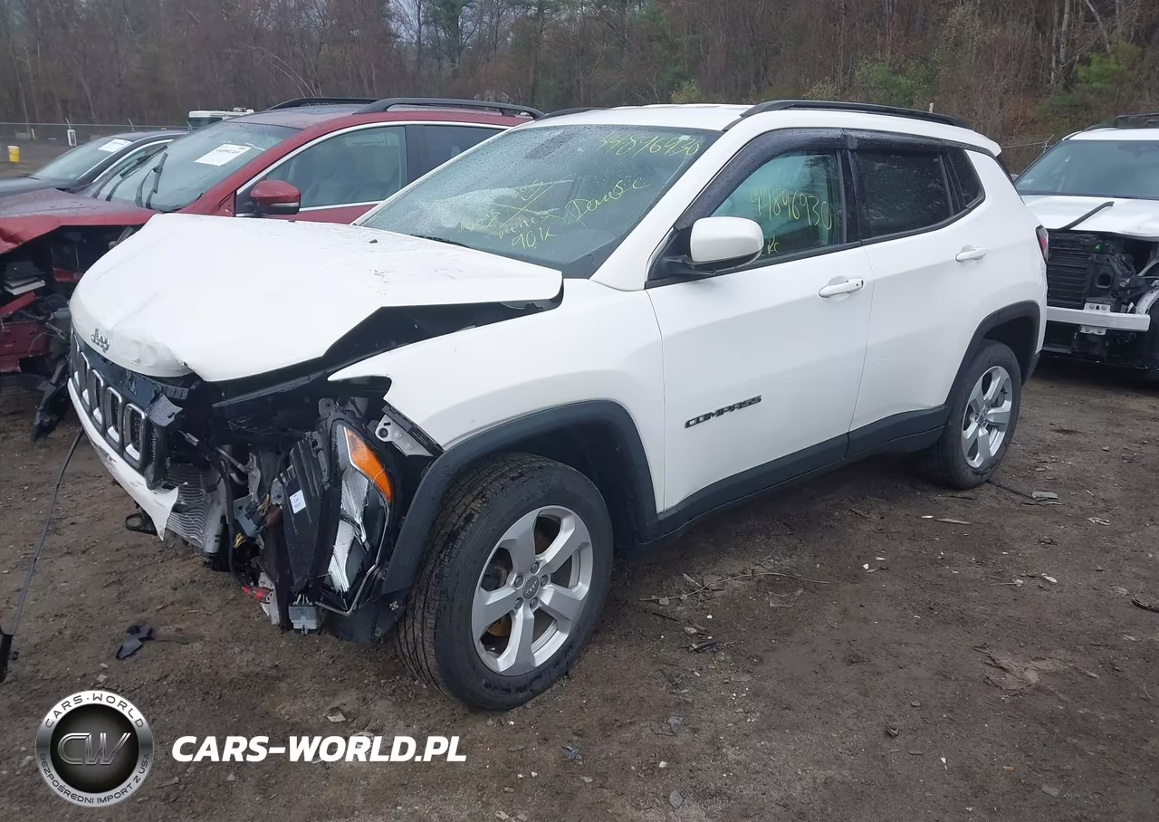 2018 Jeep Compass Latitude 4X4 VIN:3C4NJDBB0JT328368 - 2
