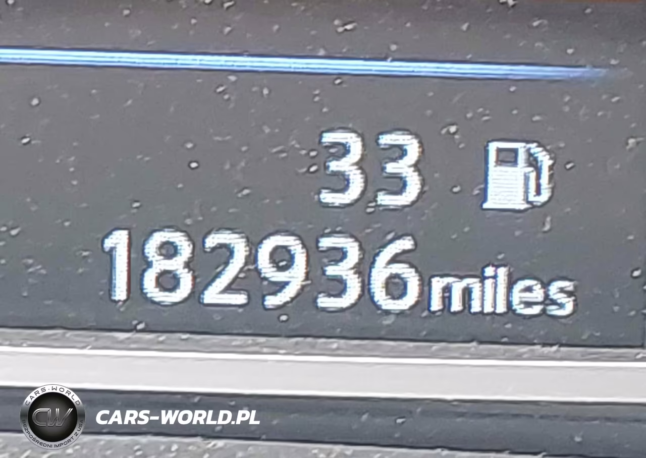2019 Nissan Sentra S VIN:3N1AB7AP8KY328779 - 15