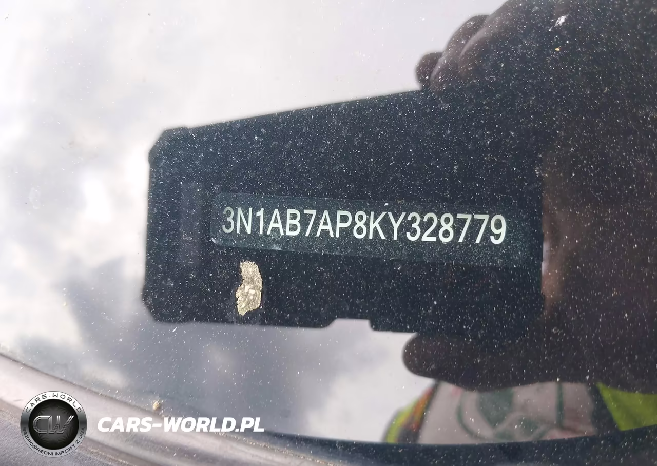 2019 Nissan Sentra S VIN:3N1AB7AP8KY328779 - 17